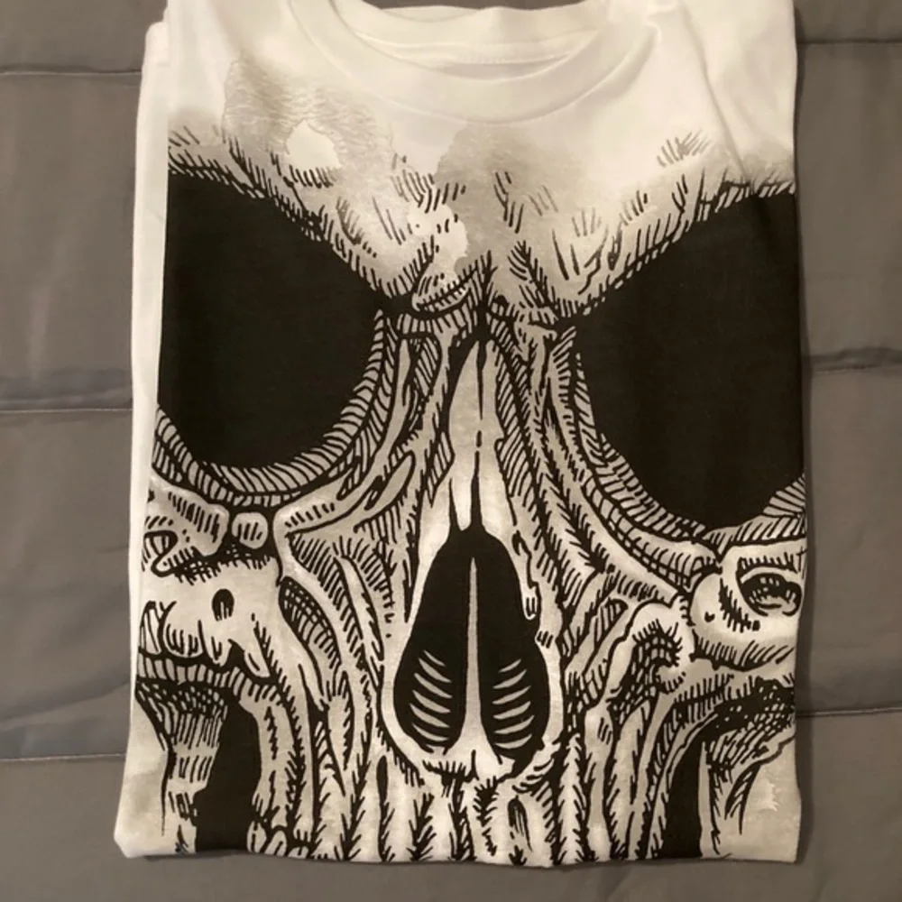 Skull T-shirt Men’s 2X (50-52). White NEW Halloween - Picture 5 of 10